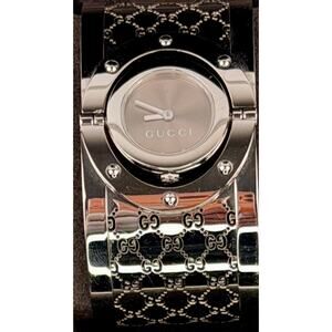 Gucci Stainless Steel 33mm Twirl Quartz Watch Brown